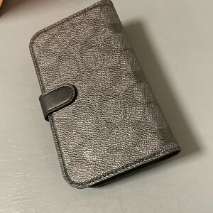 NWT Coach  Iphone 15 Folio In Signature Canvas and Leather